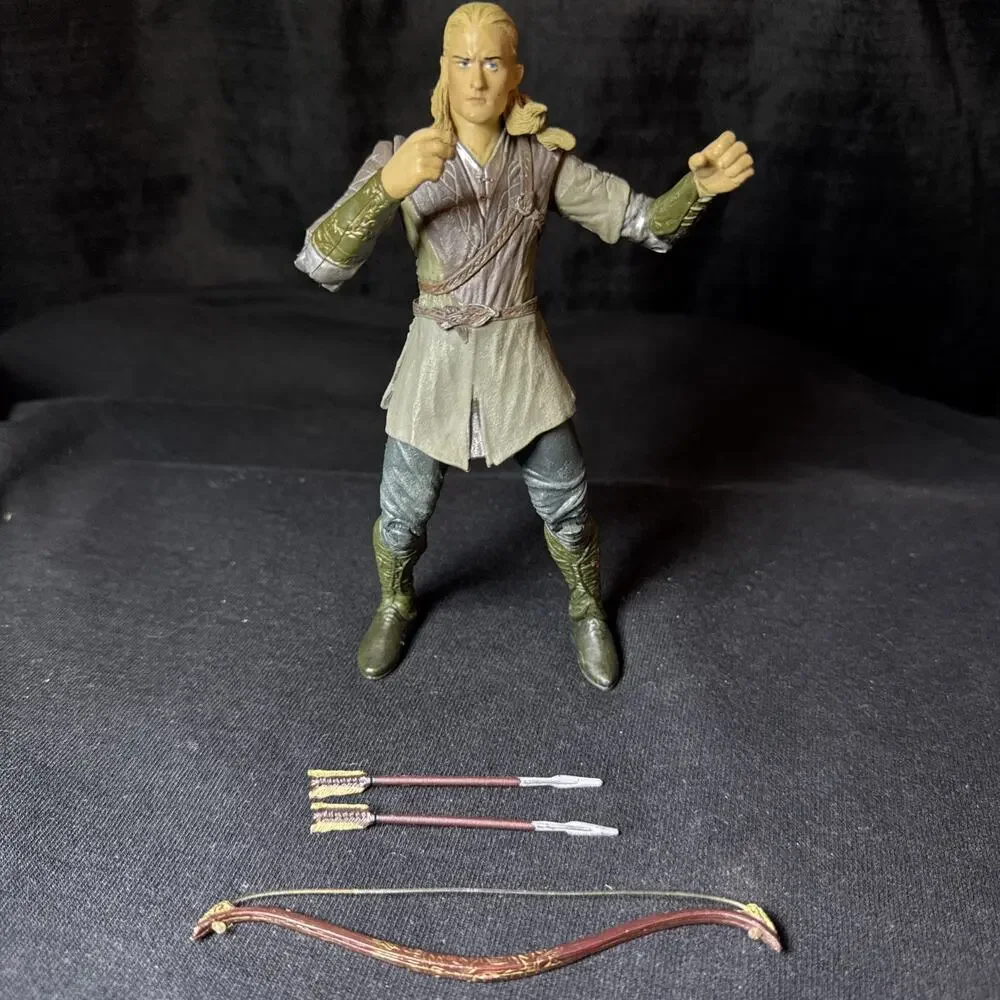 Lord of the Rings Legolas ToyBiz 2001 6in Action Figure Bow Arrow LOTR